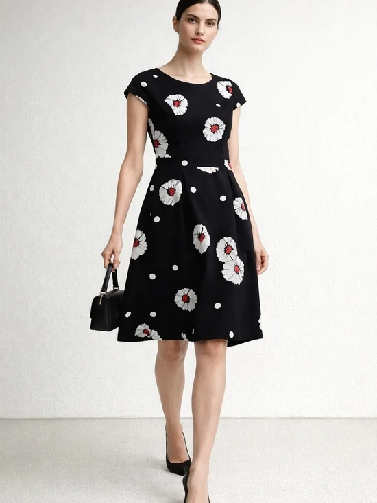 Black Floral A-Line Dress Size M Back Daisy Print  Fit & Flare Minimalist Retro - Picture 2 of 14